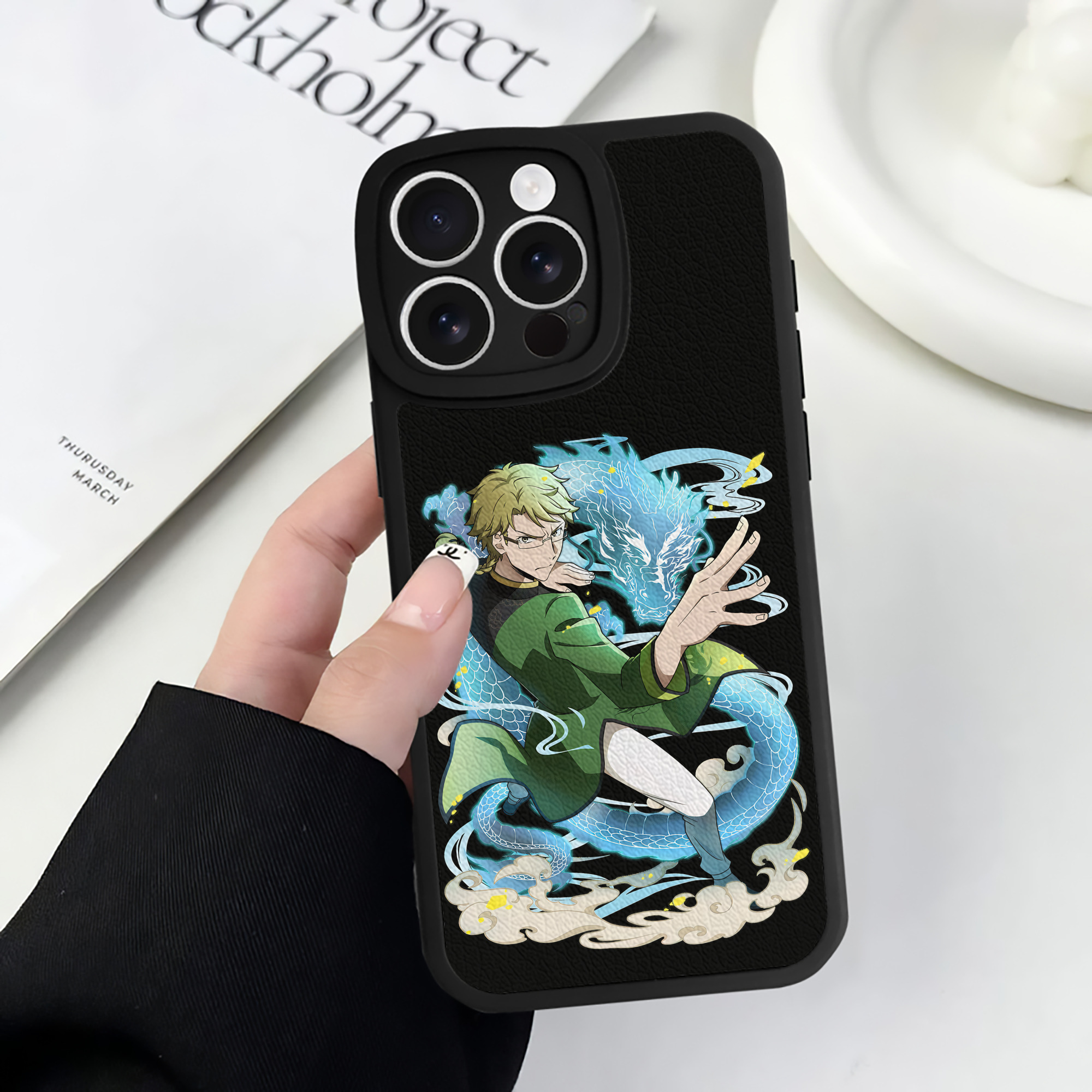 （画像用） 文豪ストレイドッグス Bungo Stray Dogs 【iPhone 16シリーズ対応】シリコンスマホケース（レザー調） 材質：シリコン